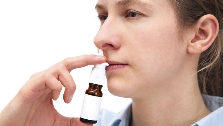 Thuốc xịt Flixonase chữa viêm mũi dị ứng có tốt không?