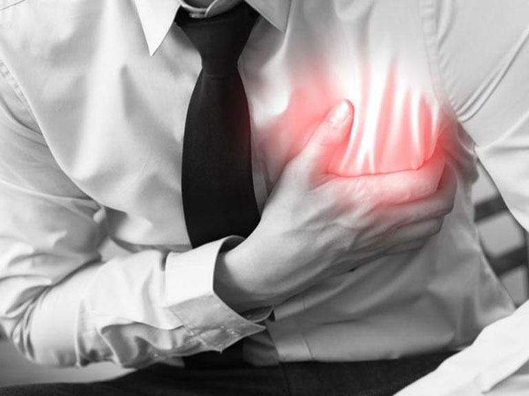 Bị vảy nến khiến người bệnh có nguy cơ đau tim cao gấp nhiều lần so với bình thường
