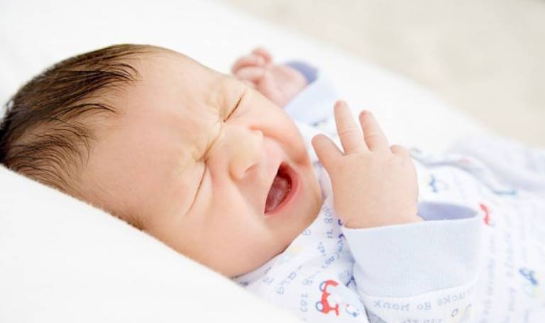 Nguyên nhân dẫn đến viêm mũi dị ứng ở trẻ sơ sinh
